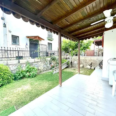 Triplex Family House, *