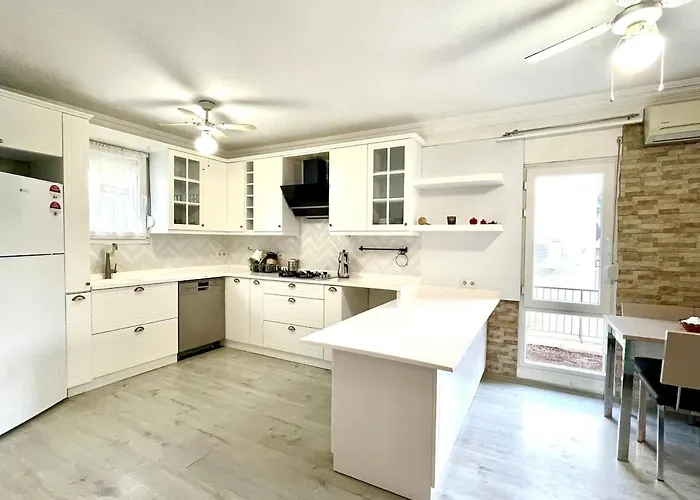 Triplex Family House, *